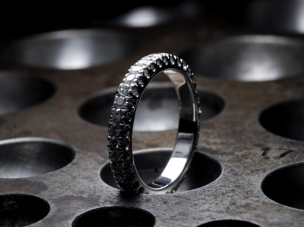 Eternity_diamond_Ring_Molea