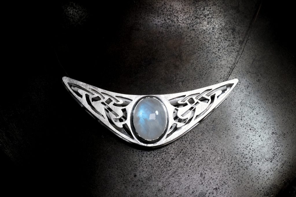 Celtic_pendant_Molea